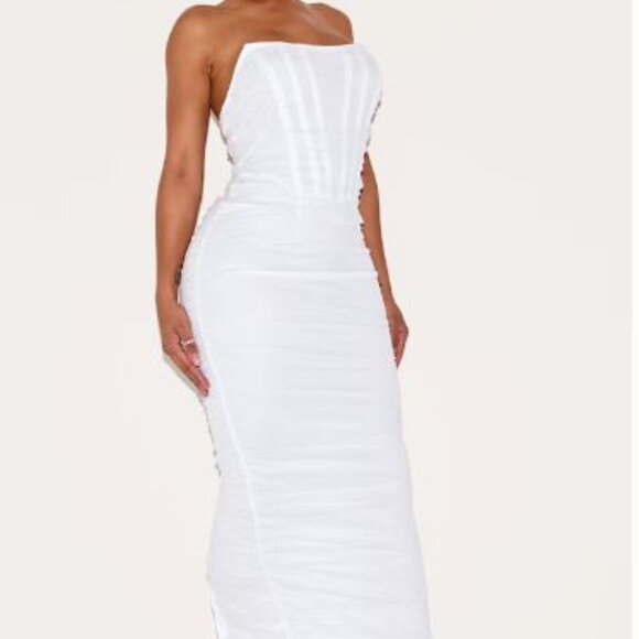 PrettyLittleThing White Ruched Strapless Sheath Dress - Picture 15 of 16